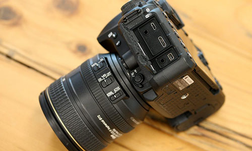 دوربین D7500 با لنز 18-140