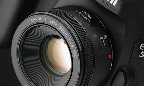 لنز Canon 50mm f/1.8