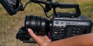 دوربین فیلمبرداری سینمایی سونی Sony PXW-FX9