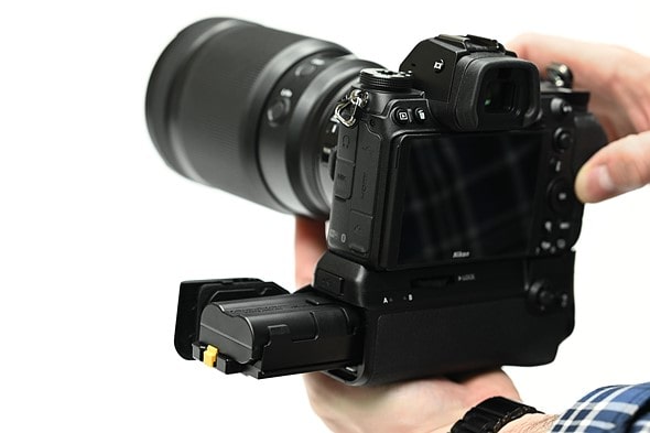 خرید دوربین نیکون Z6 II به عنوان قیمت بهترین دوربین عکاسی حرفه ای 2022