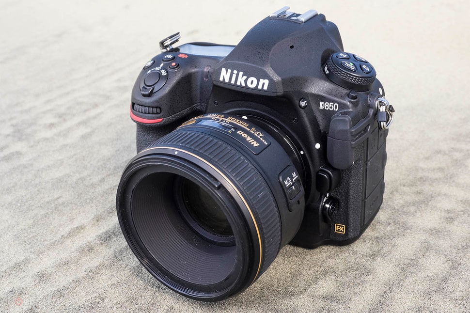 خرید دوربین D850 به عنوان قیمت بهترین دوربین عکاسی حرفه ای 2022