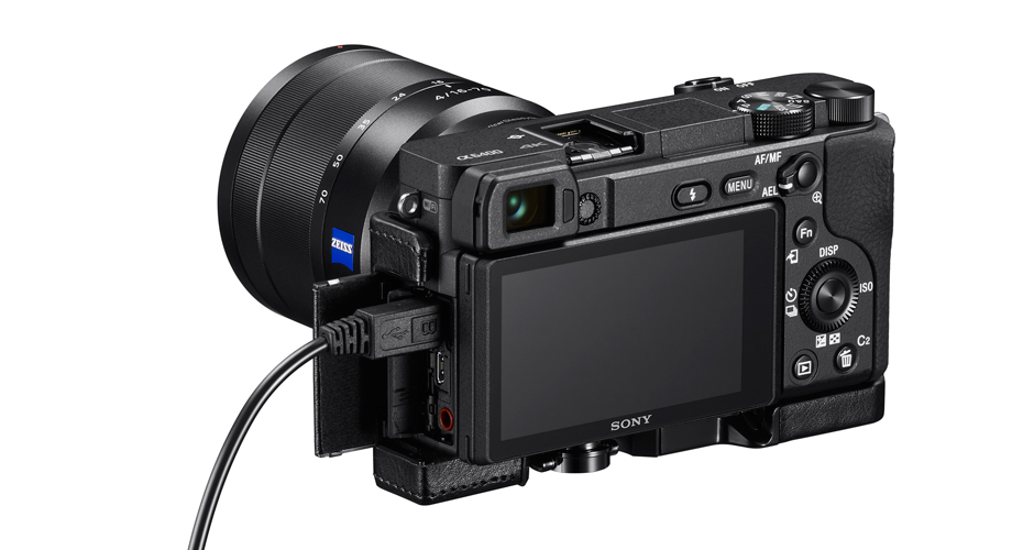 دوربین سونی A6400  جزو بهترین دوربین برای یوتیوب