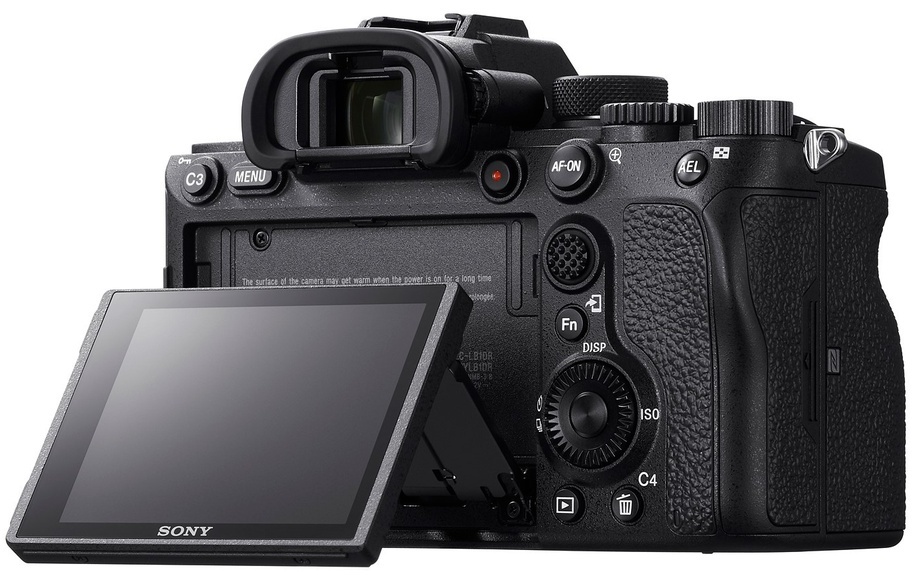 دوربین سونی A7R IV به عنوان بهترین دوربین عکاسی حرفه ای برای اتلیه :